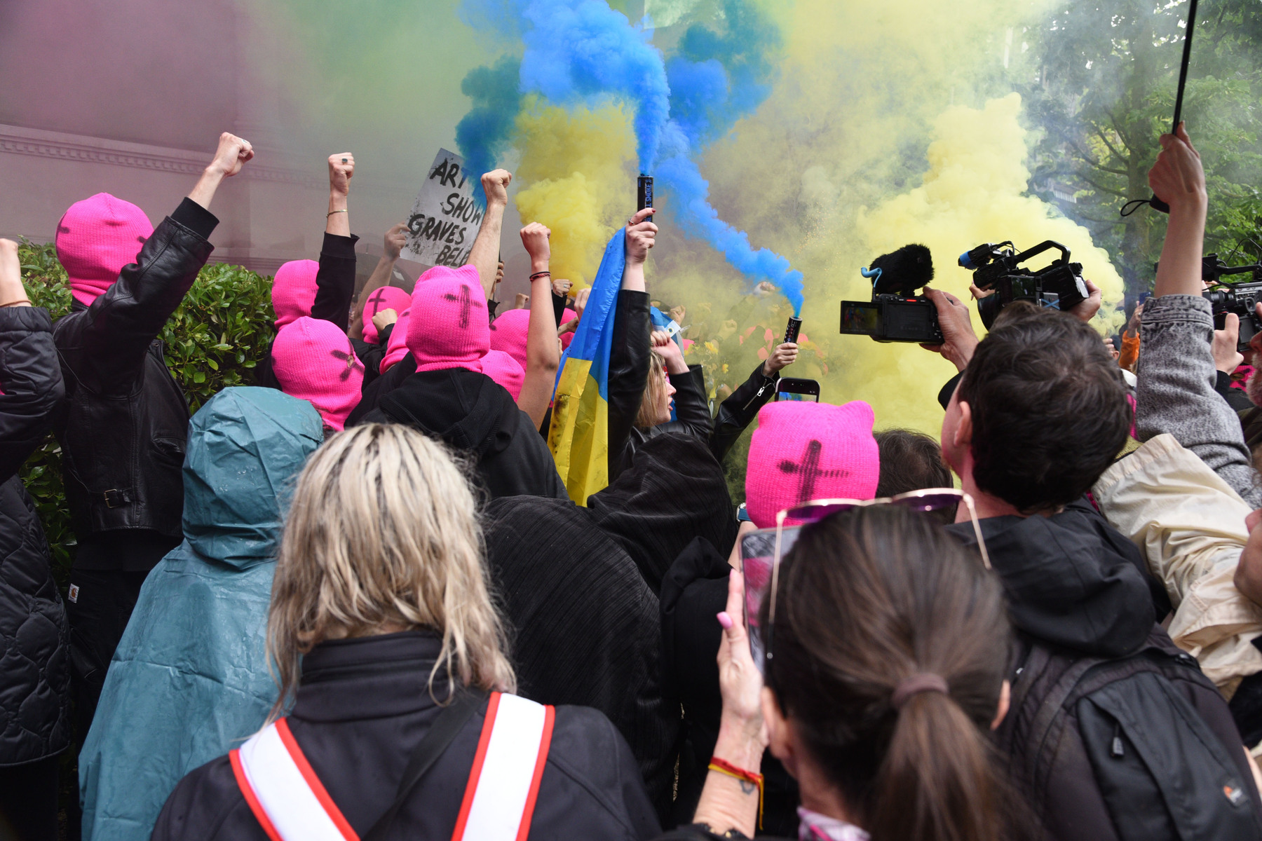 Росфинмониторинг внес панк-группу Pussy Riot в перечень «террористов и экстремистов»