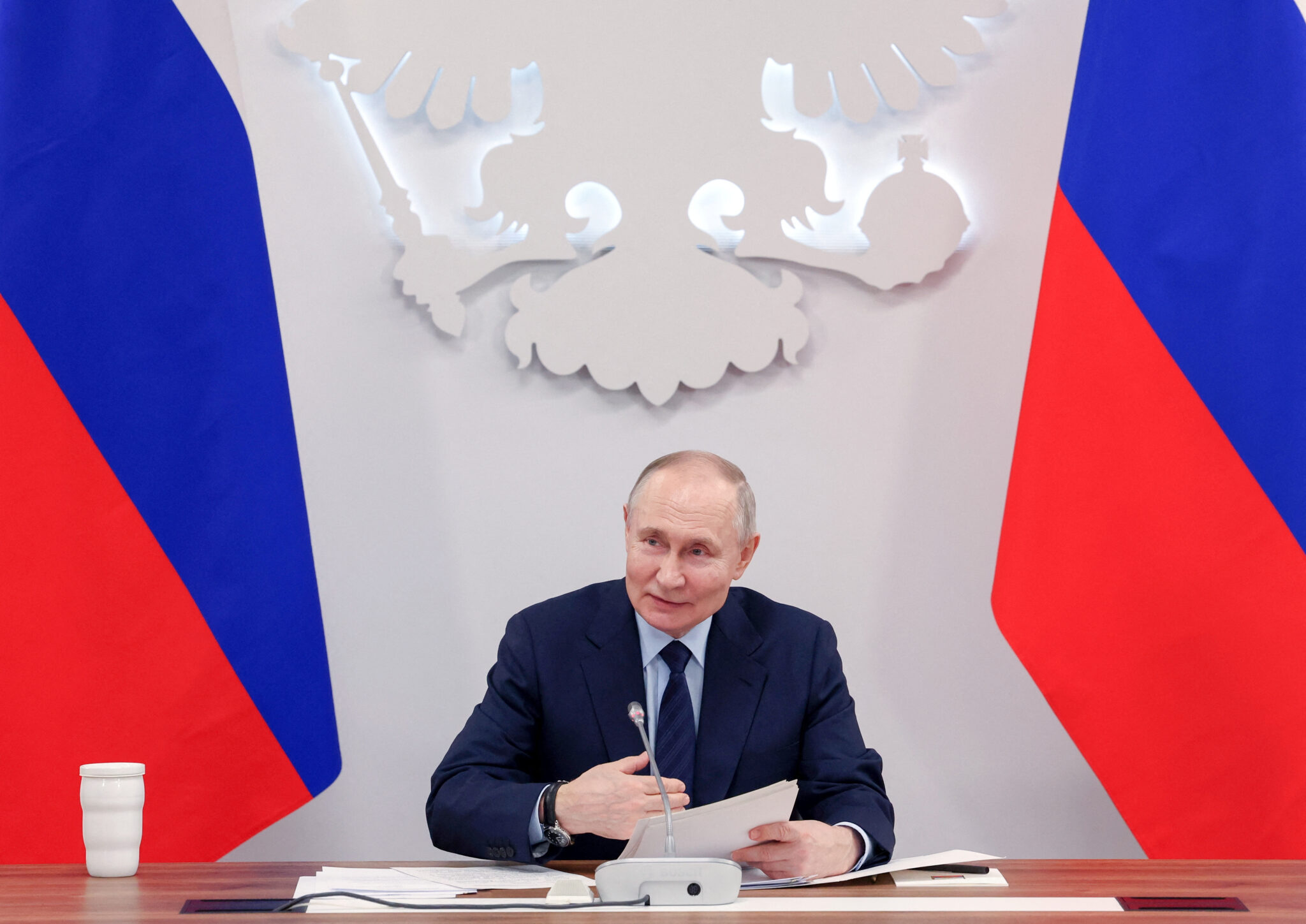 Владимир Путин подписал закон об аресте имущества россиян за рубежом по ряду административных дел