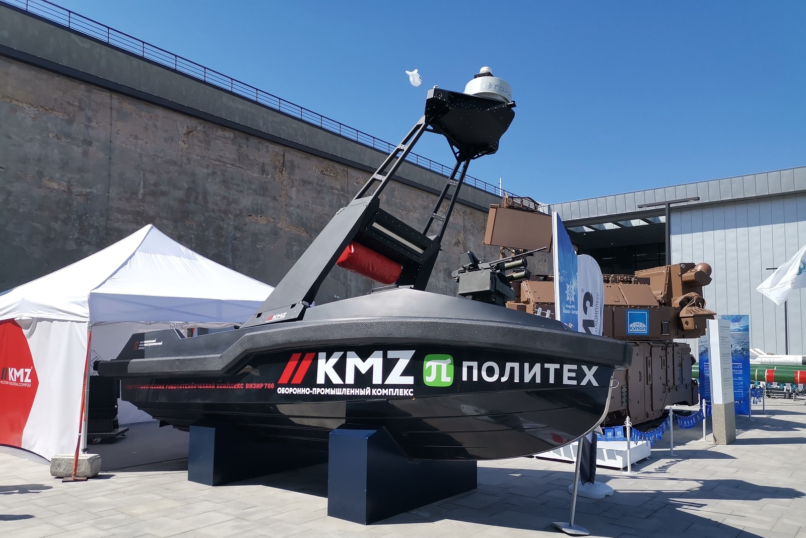 Что известно о российских безэкипажных катерах «Визир», «Зефир» и «Мурена»