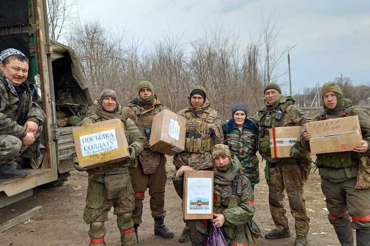 В России начались проблемы с доставкой гуманитарных грузов в зону «СВО» из-за дефицита бензина